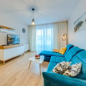 aquarius-apartament.kolobrzeghotels.com/